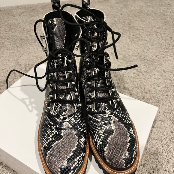 New Marc Fisher Combat boots 9 - Picture 3 of 7